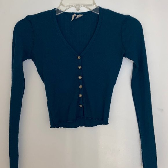 Long Sleeve Turquoise Colored Sweater - Picture 1 of 3